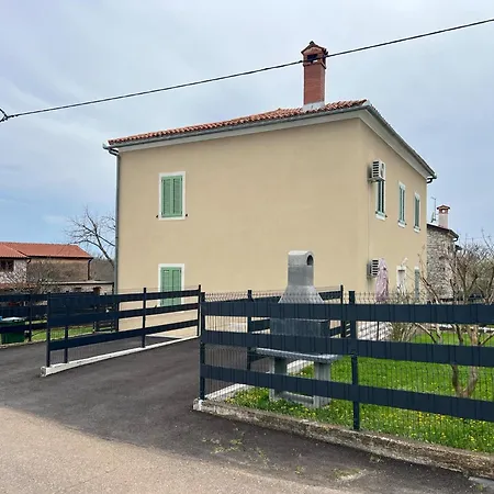 Fiore Apartamento Fiorini
